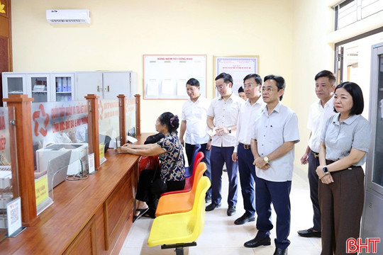 Hà Tĩnh đưa cán bộ tỉnh về xã trong thực hiện chính quyền địa phương 2 cấp 