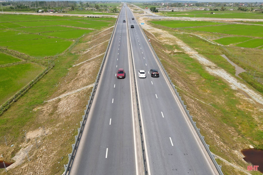 Phê duyệt quy hoạch tuyến cao tốc Hà Tĩnh - Cầu Treo 
