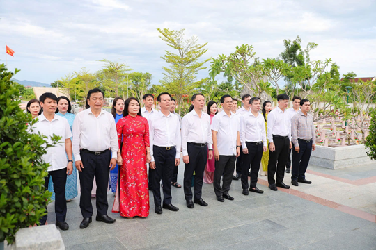 Ban Thường vụ Đảng ủy UBND tỉnh tổ chức các hoạt động tri ân nhân kỷ niệm 79 năm Ngày Thương binh - Liệt sĩ
