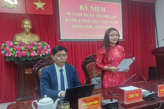 Chi bộ Cơ quan chuyên trách Đảng ủy UBND tỉnh sinh hoạt kỷ niệm 96 năm Ngày thành lập Đảng, sinh hoạt chuyên đề Bài viết của đồng chí Tổng Bí thư Tô Lâm “Tiến lên! Toàn thắng ắt về ta!” 