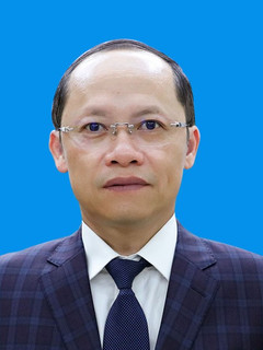Description: Nguyễn Hồng Lĩnh