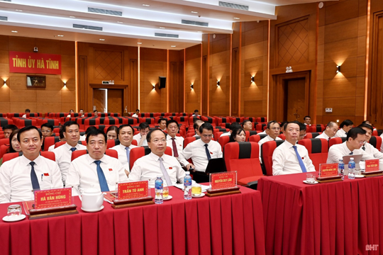 HĐND tỉnh Hà Tĩnh thông qua 3 nghị quyết quan trọng, cấp bách 