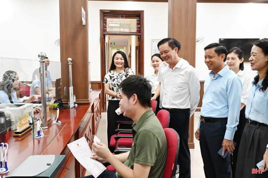 Ứng dụng hiệu quả KHCN, chuyển đổi số trong thực hiện chính sách bảo hiểm