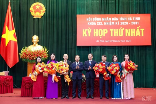 Kỳ họp thứ nhất HĐND tỉnh Hà Tĩnh khóa XIX bầu các chức danh, thông qua nhiều nội dung quan trọng 