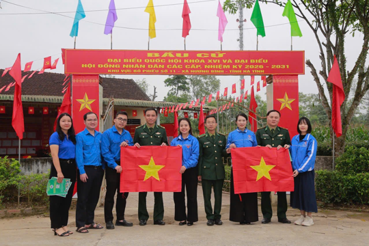 Đoàn Thanh niên Ủy ban nhân dân tỉnh: Tổ chức chương trình “Tri thức trẻ tình nguyện – Lan tỏa giá trị cộng đồng”