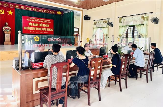 Công điện của Thủ tướng Chính phủ về bảo đảm thực hiện thủ tục hành chính địa phương 2 cấp