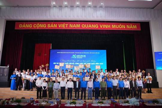 04 cán bộ đoàn và đoàn viên thanh niên Đoàn UBND tỉnh Hà Tĩnh đạt giải tại Hội thi tin học khối cán bộ, công chức trẻ toàn quốc lần thứ X, năm 2026